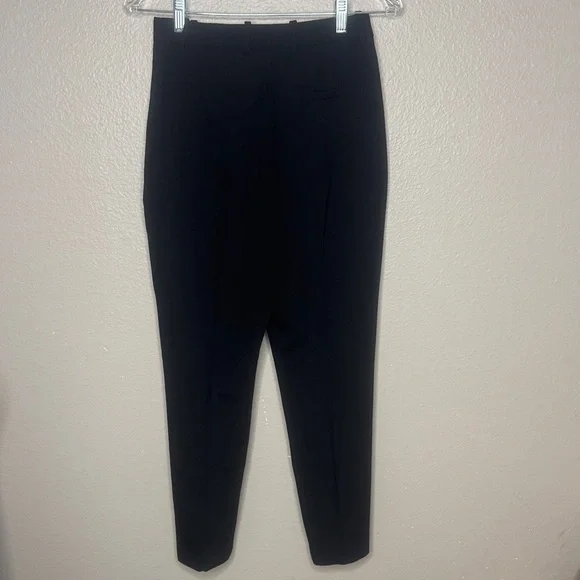 Alexander McQueen Black High waist Cropped Pants Women’s size 40